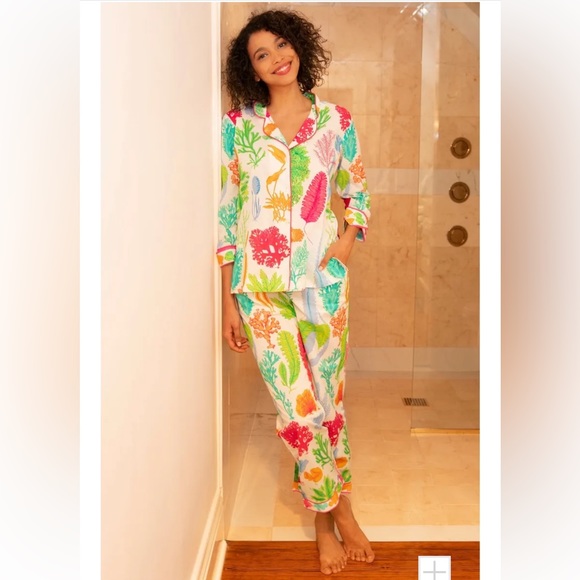 Gretchen Scott PJ Set - Sea Sway - Picture 2 of 16